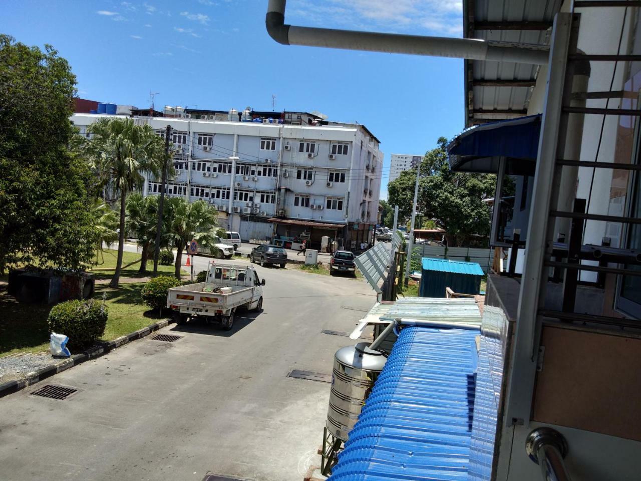 Jj Home2Stay Miri Extérieur photo
